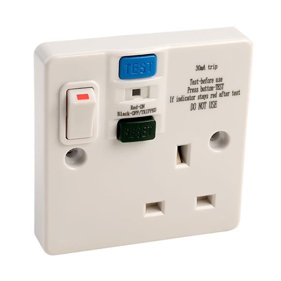 Europa RCD13AP1GSA 13A Single Switched RCD Socket - White Plastic